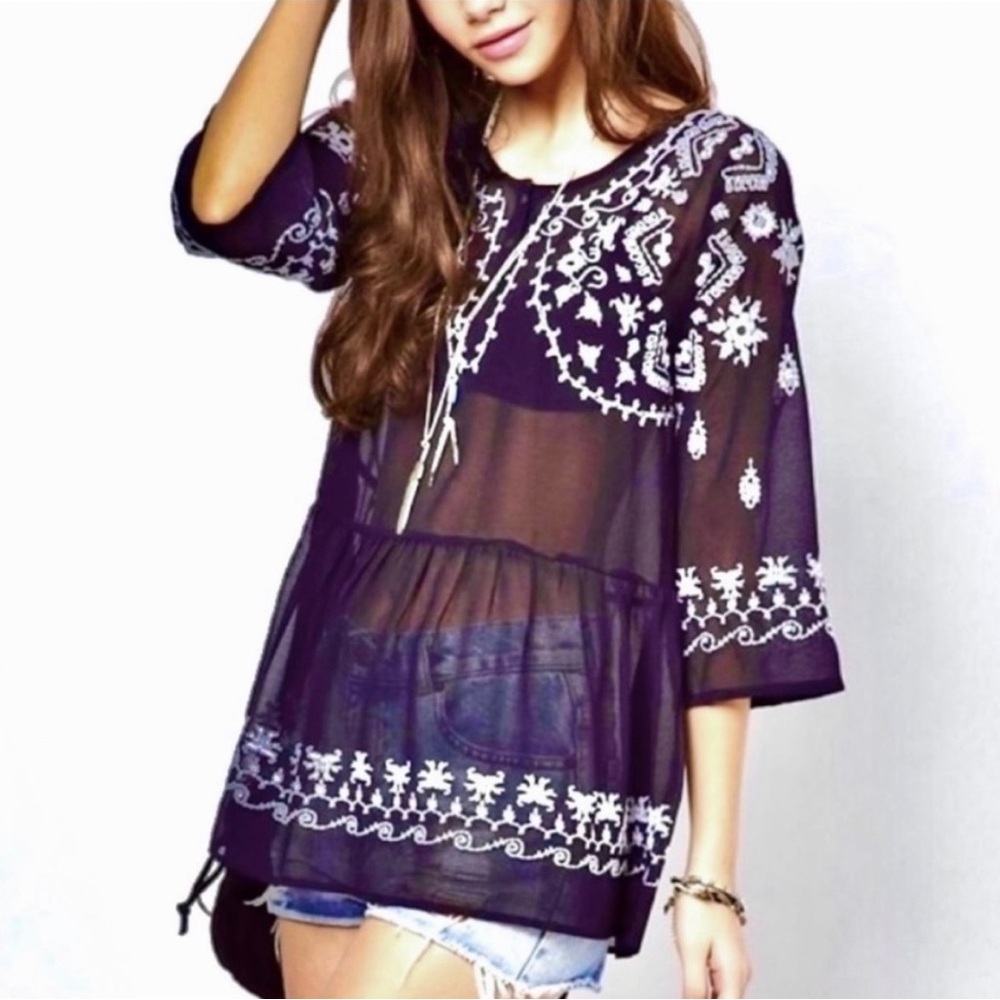 πΊπHPππΊ NWT Free People Pennies Sequel Embroidered Blouse - Picture 2 of 16